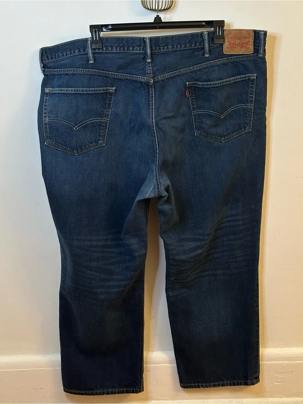 Levi's 559 Relaxed Straight Blue Dark Wash Denim Jeans Big and Tall 50x30 Casual
